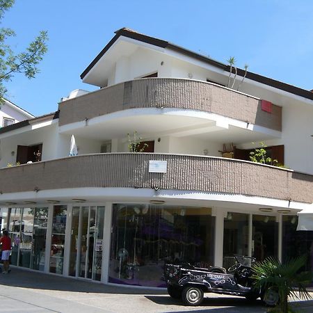 Condominio Maria Lignano Sabbiadoro Zewnętrze zdjęcie