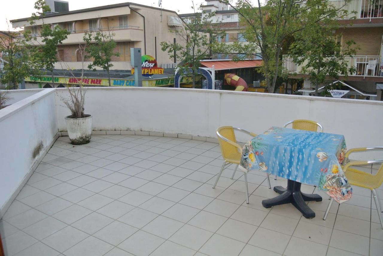 Condominio Maria Lignano Sabbiadoro Zewnętrze zdjęcie